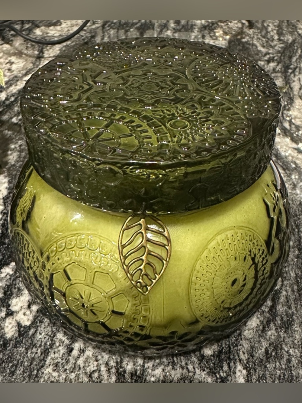 RIESLING PEAR & GINGER ROOT. Decorative Green Embossed Glass Jar with Leaf Charm